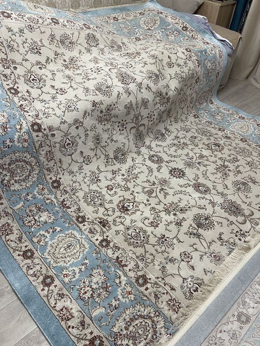 Продам палас в хорошем состоянии