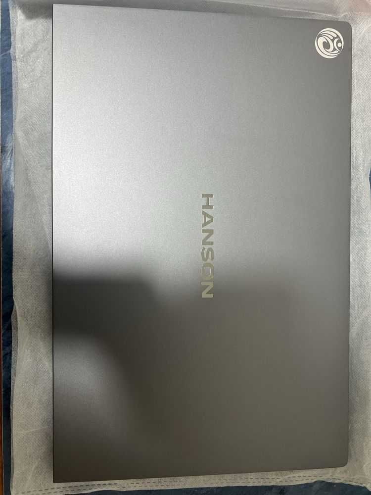 HANSON Laptop 15.6 Trx Hs