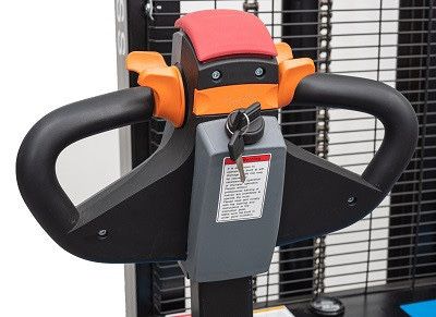 Transpalet Electric cu Catarg Li-ION