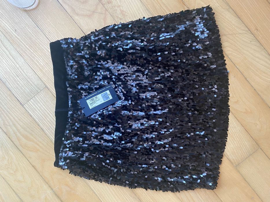 Нова пола с пакети M&S, с велур на колана, размер S