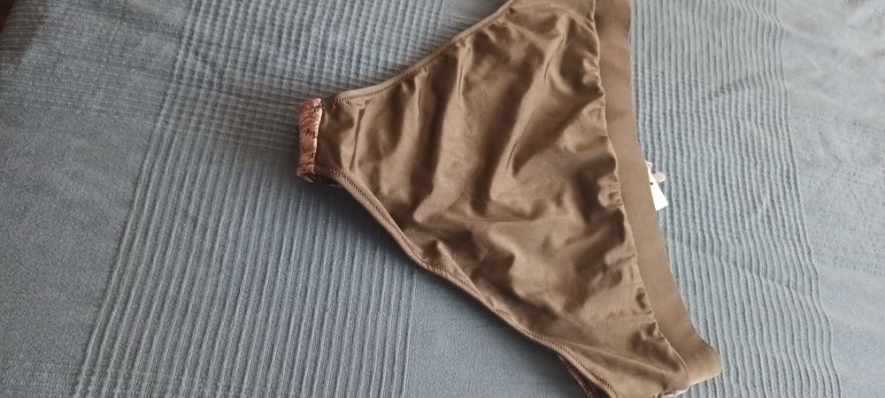 Бански ZIZZI нов