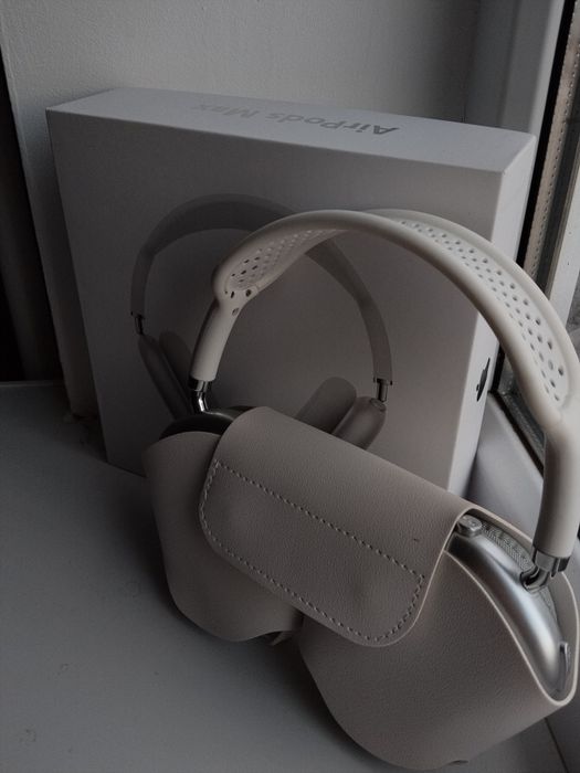 Продаю AirPods Max iOS.