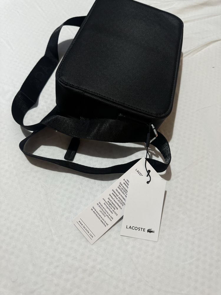 Borseta Lacoste Noua