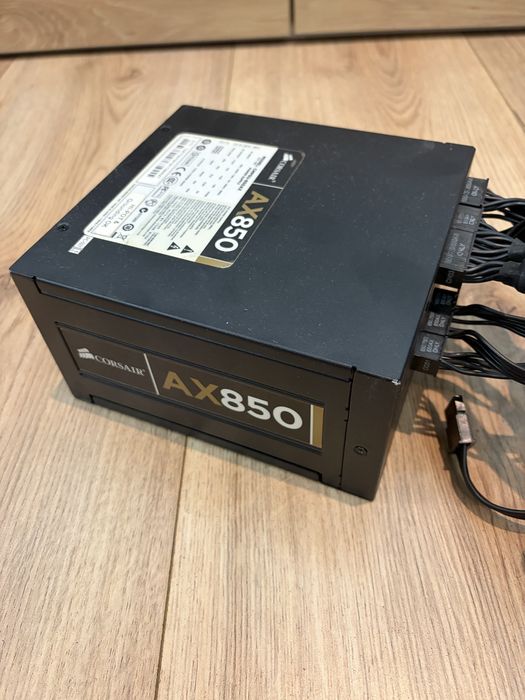 Sursa PC full modulara Corsair AX850