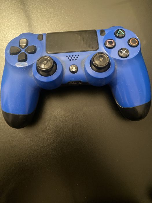 Vand 3 manete PlayStation 4