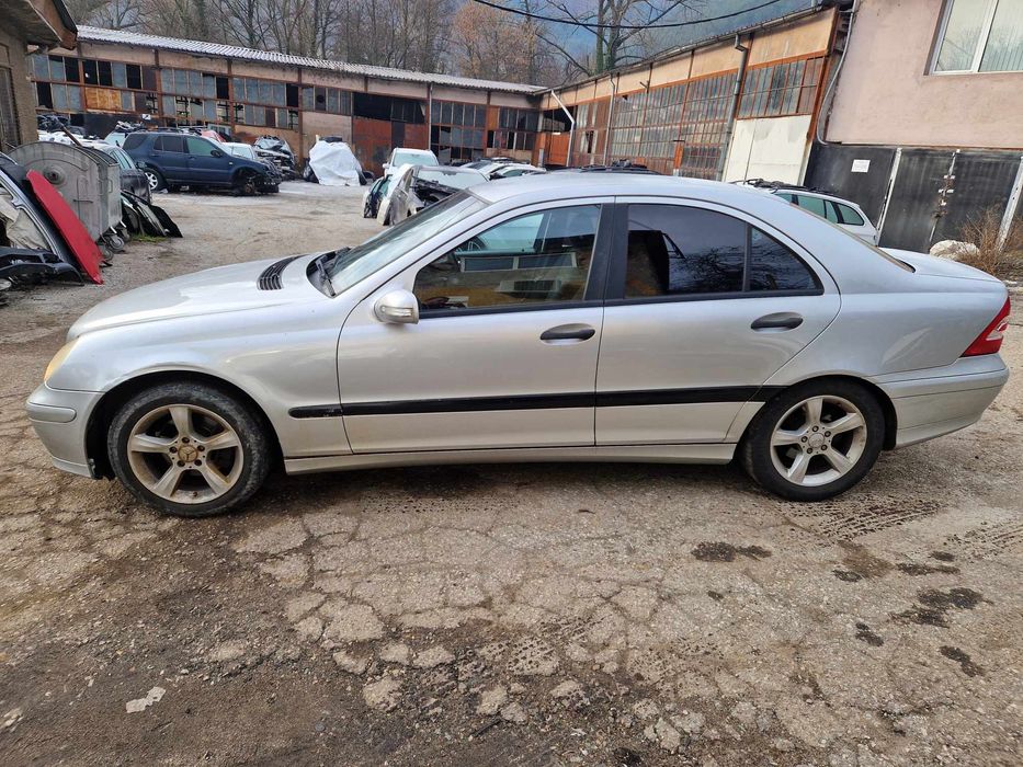 Mercedes C180Kompressor 143кс Facelift седан  ръчка НА ЧАСТИ!