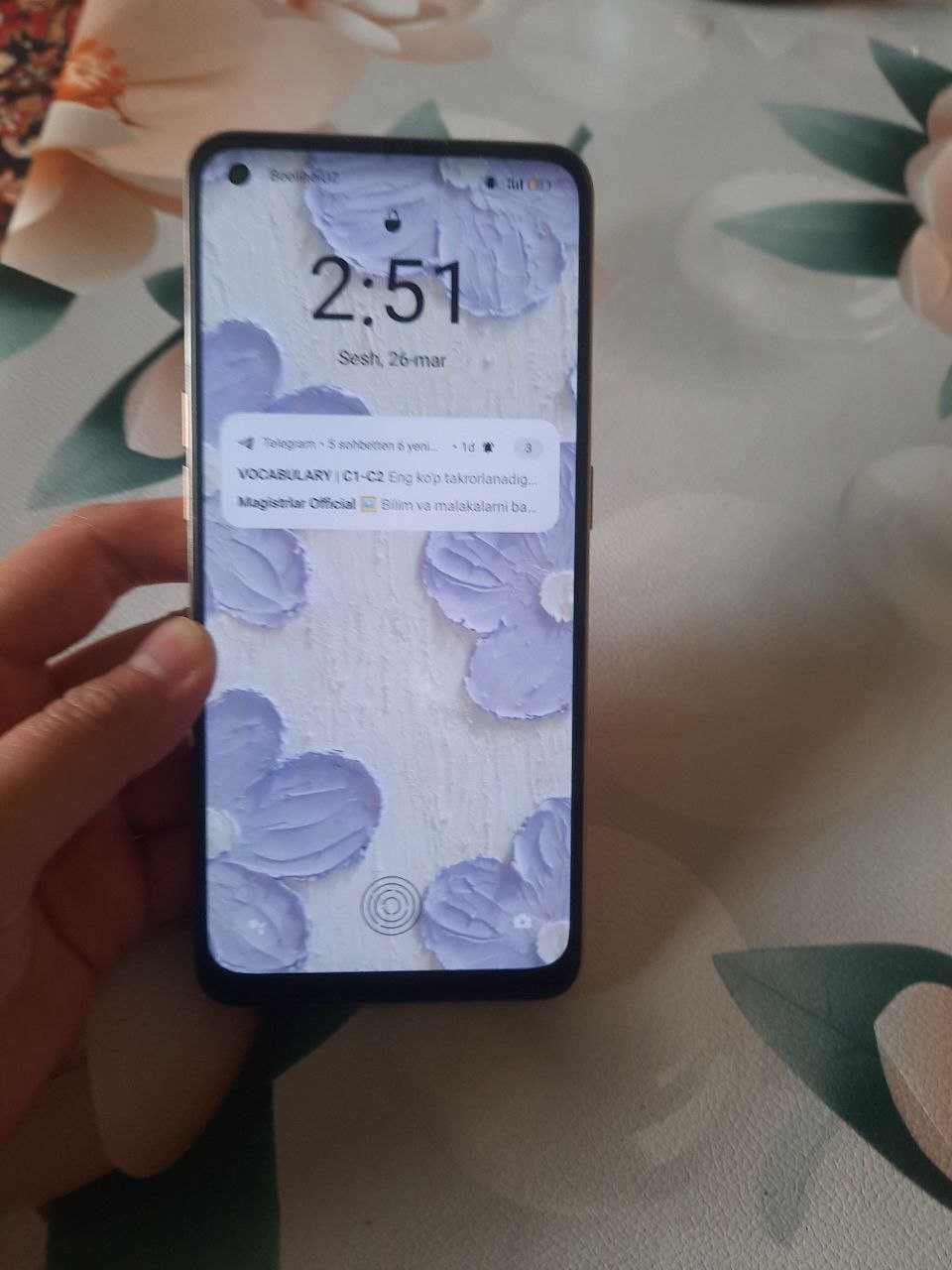 Oppo Reno 8 t sotiladi