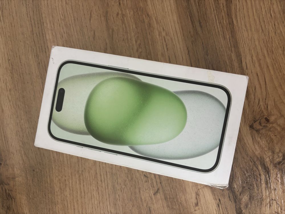Iphone 15 {91%} зеленый цвет