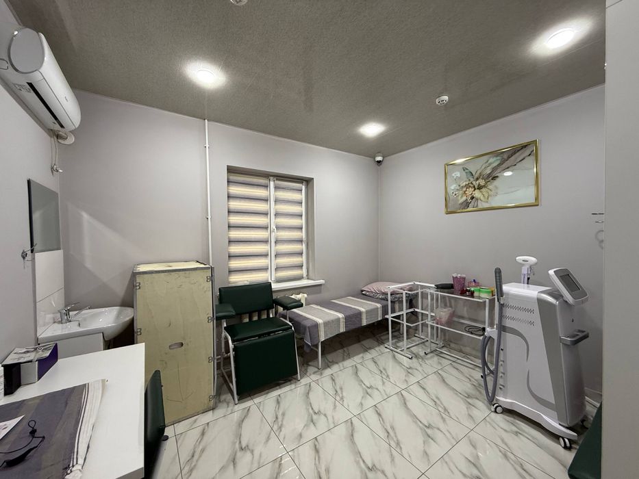 Готовый Стоматология 200м2 / Яккасарай 1-линия