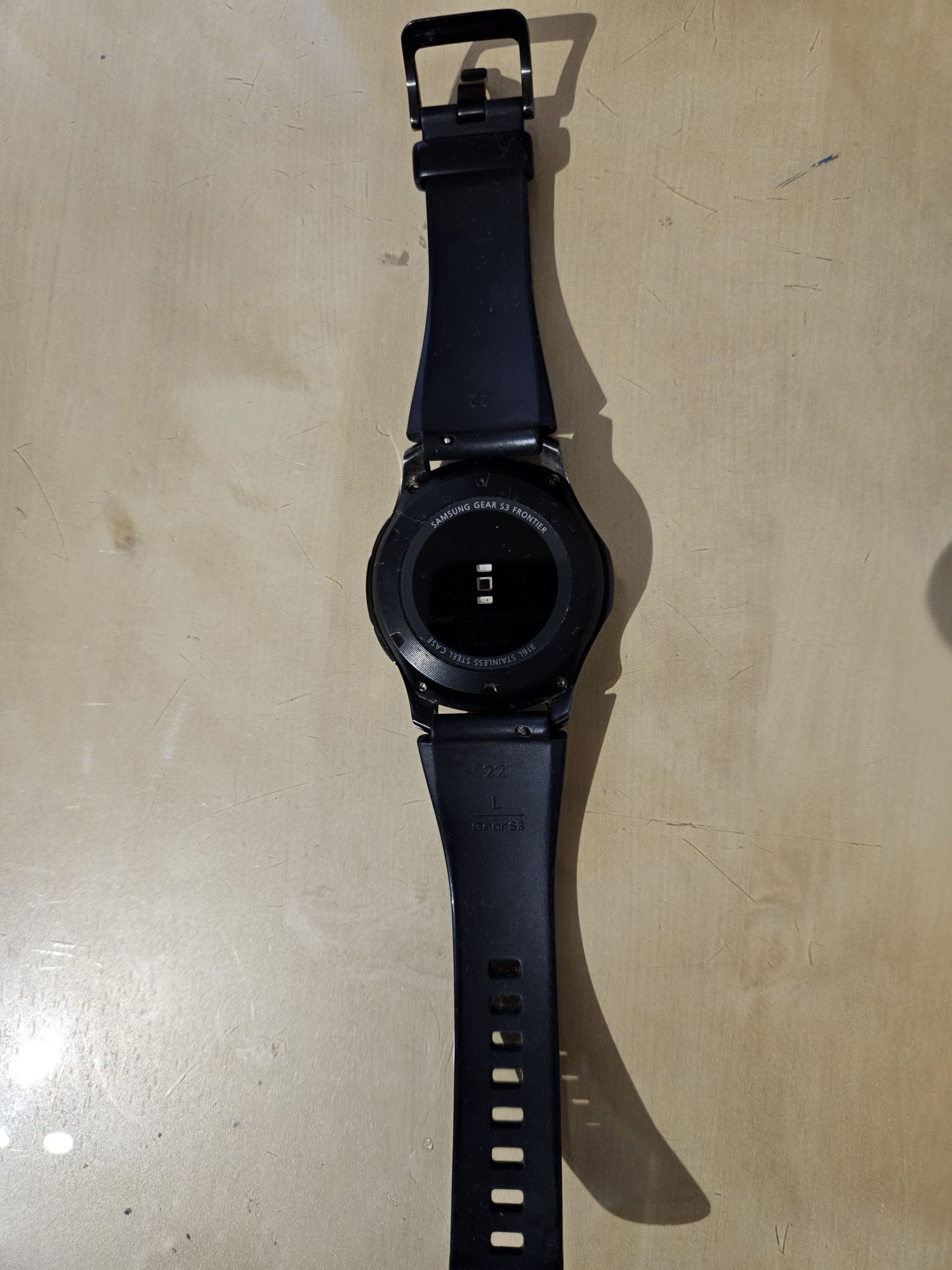 Vând smartwatch Samsung Gear S3