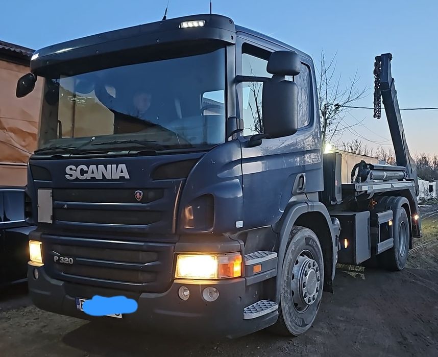 Transport moloz inchiriere container debarasare apartament