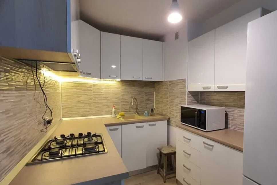 Дава се под наем Тристаен апартамент в Пловдив, Гагарин - 92 кв.м за 397.8 € - Снимка #2