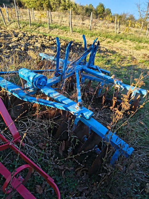 Vând disc 7 talere pe baterie