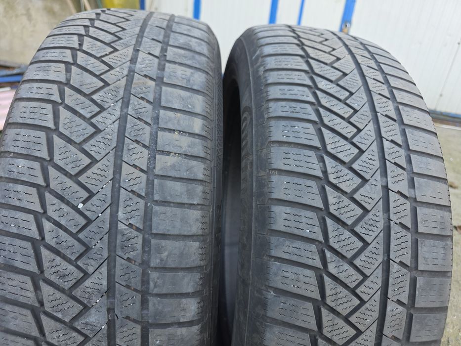 De vânzare anvelope iarna Continental 225 55 r19