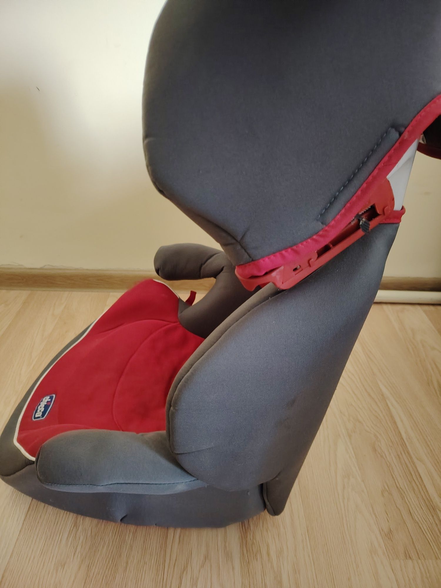 Scaun auto copii.