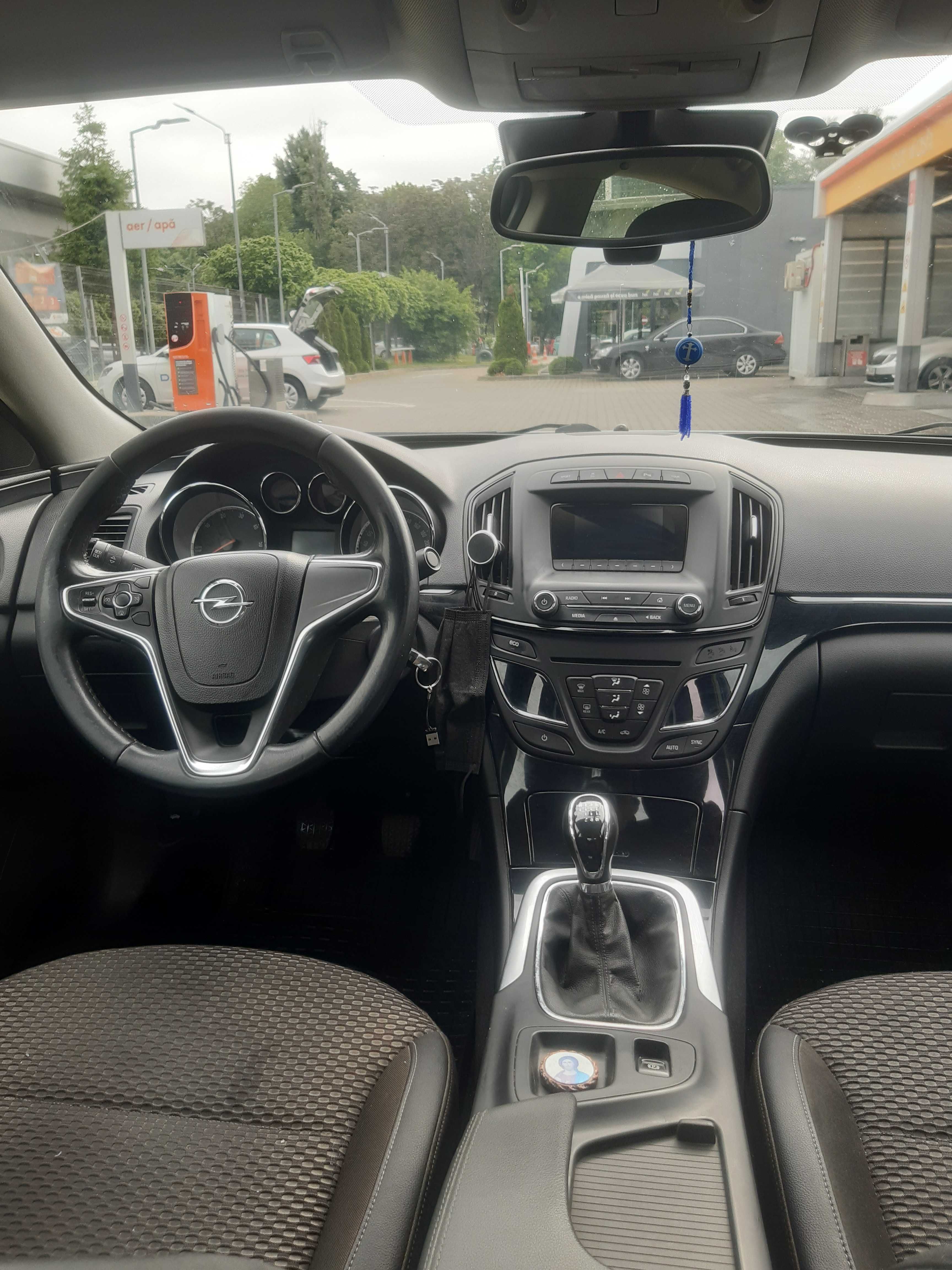 Opel Insignia 2.0 facelift - 163 CP