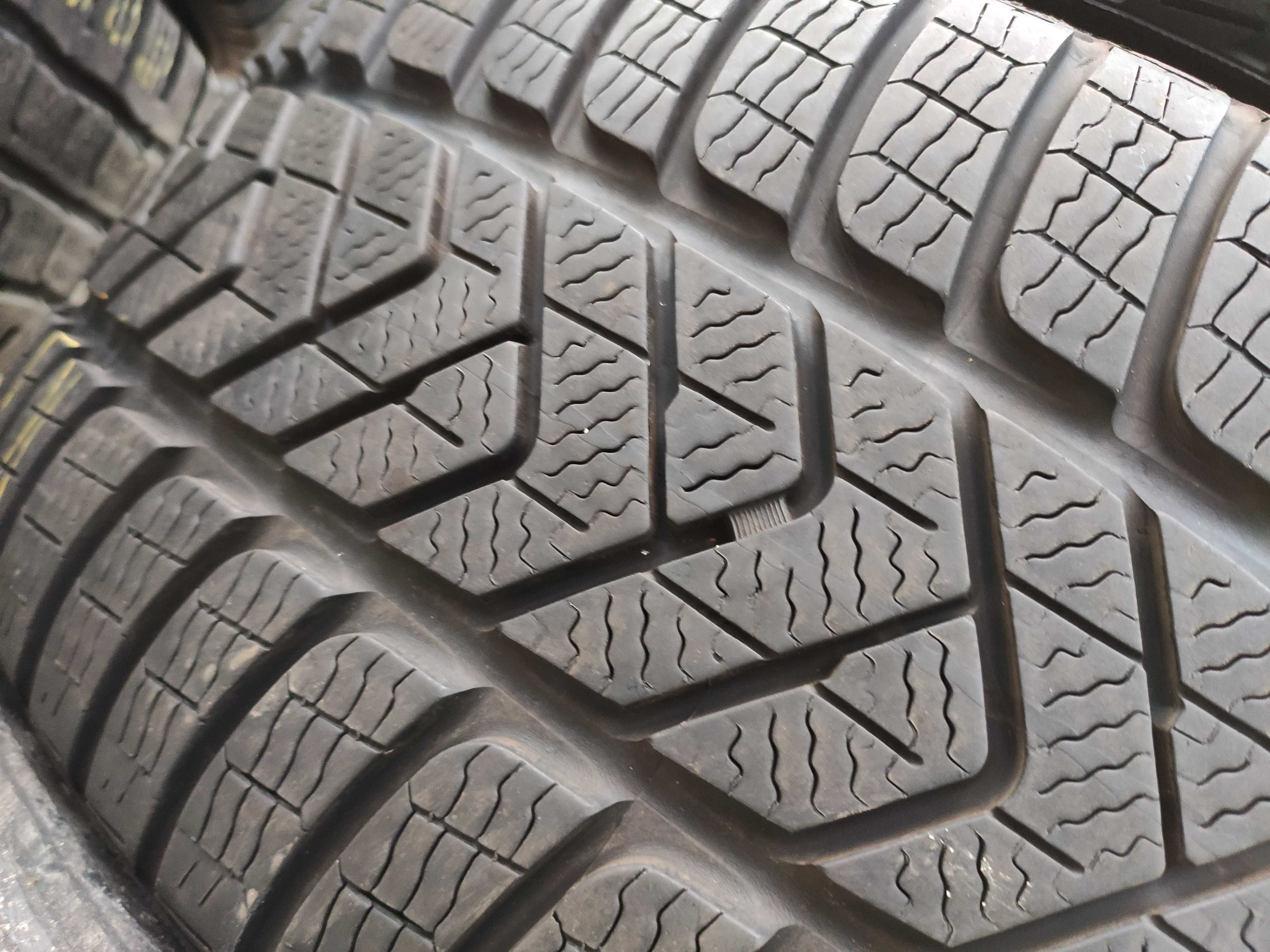 4бр Зимни гуми 255 45 19 - Pirelli - DOT 2022, 2023