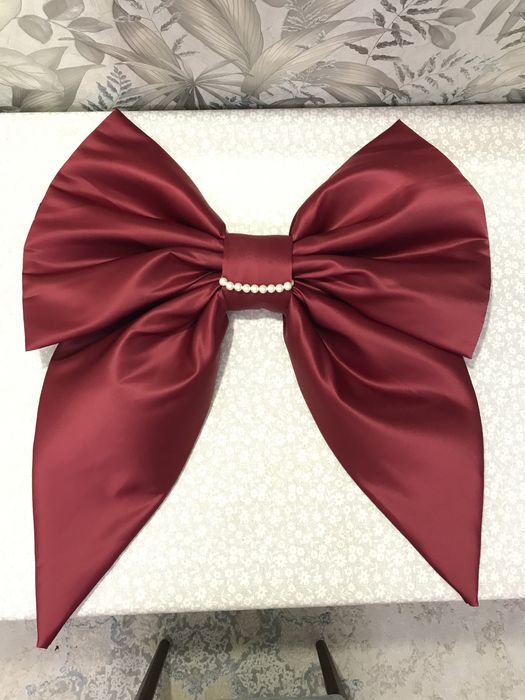 Большой новогодний бант