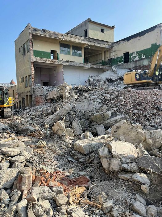 Demolari constructii, executie terasamente, drumuri