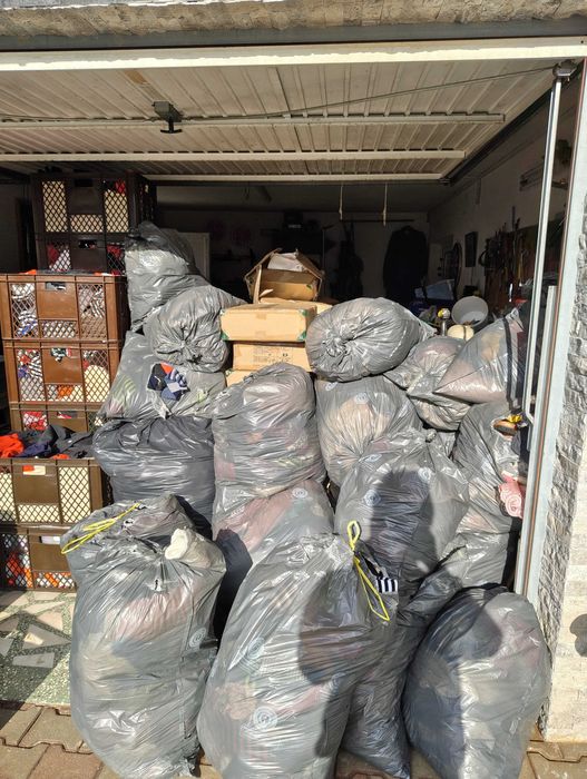 Caciuli, bandane, Strampi si haine SH calitatea I