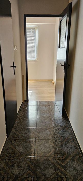 Дава се под наем Двустаен апартамент в София, Люлин 6 - 55 кв.м за 410 € - Снимка #3