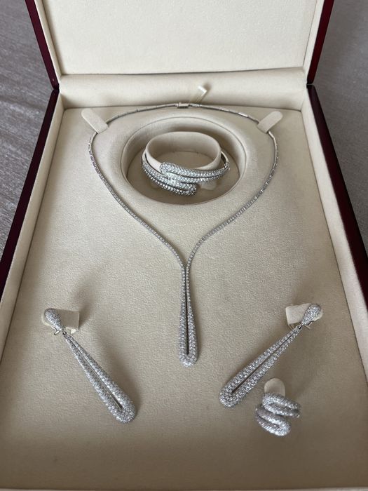 Диамантен комплект