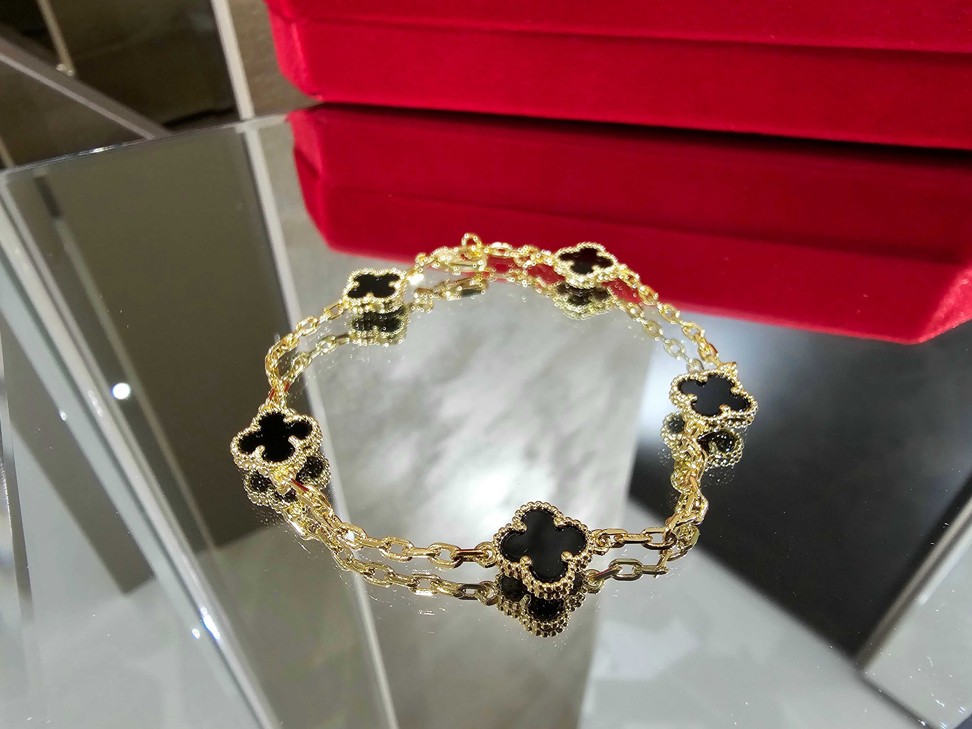 Van Cleef & Arpels VCA Gold Onyx 5 Motifs Sweet Alhambra Дамска Гривна