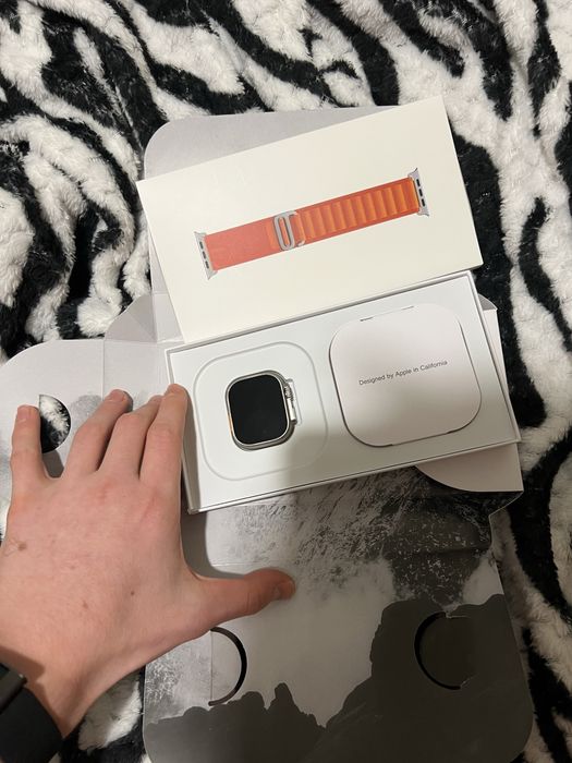 Apple Watch Ultra 2 ! Вижте Описанието! (Ограничени Бройки)