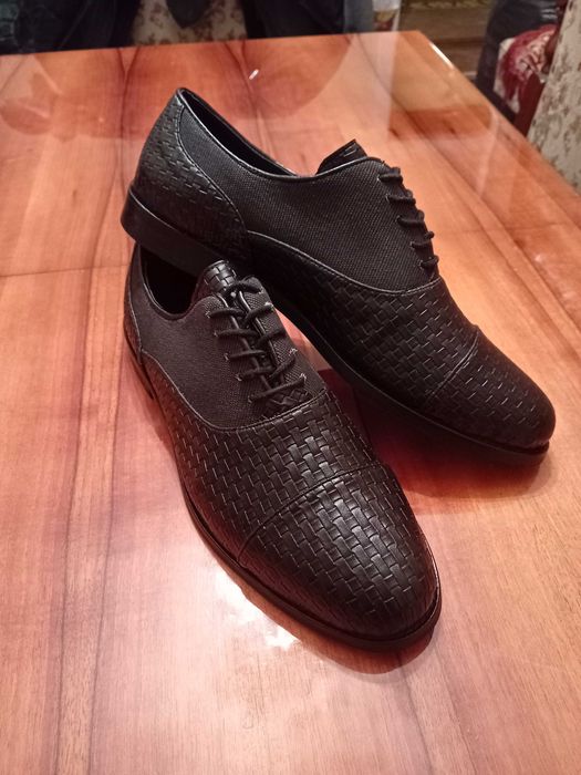 Pantofi barbatesti eleganti noi, model deosebit