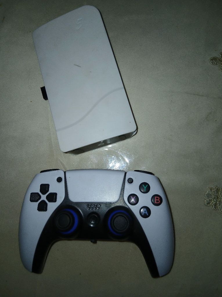 Mini playstation