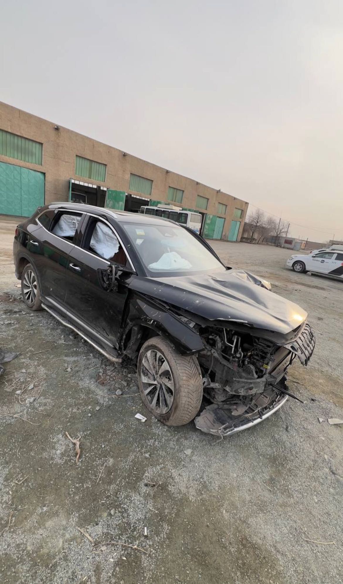BYD SONG PLUS DM-i CHAMPION после дтп на запчасти