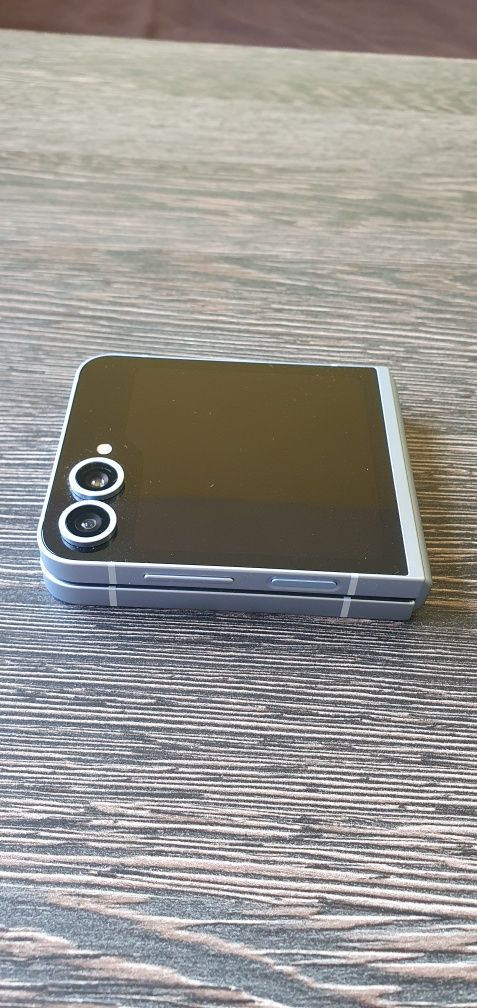 Samsung Z Flip6 512GB BLUE Гаранция