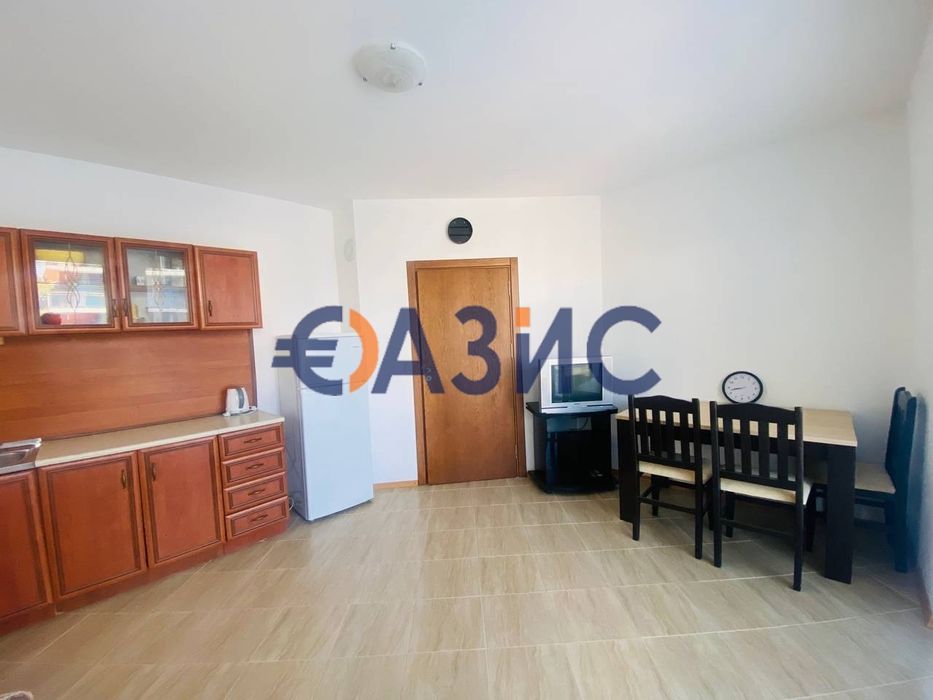 Продава се Двустаен апартамент в к.к. Слънчев бряг - 59 кв.м за 1185 €/кв.м - Снимка #2