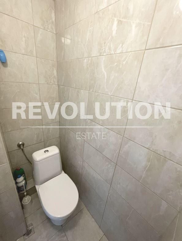 Етаж от къща в района на Бриз!