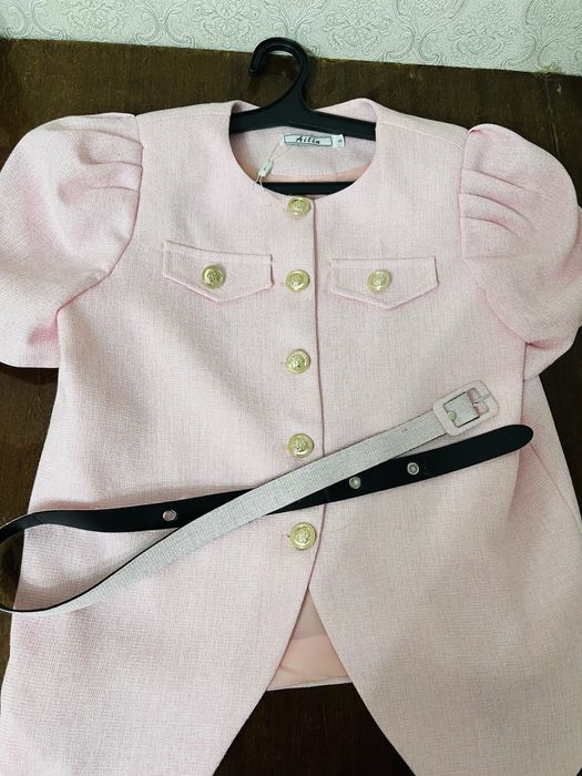 Пиджак новый надевала один раз