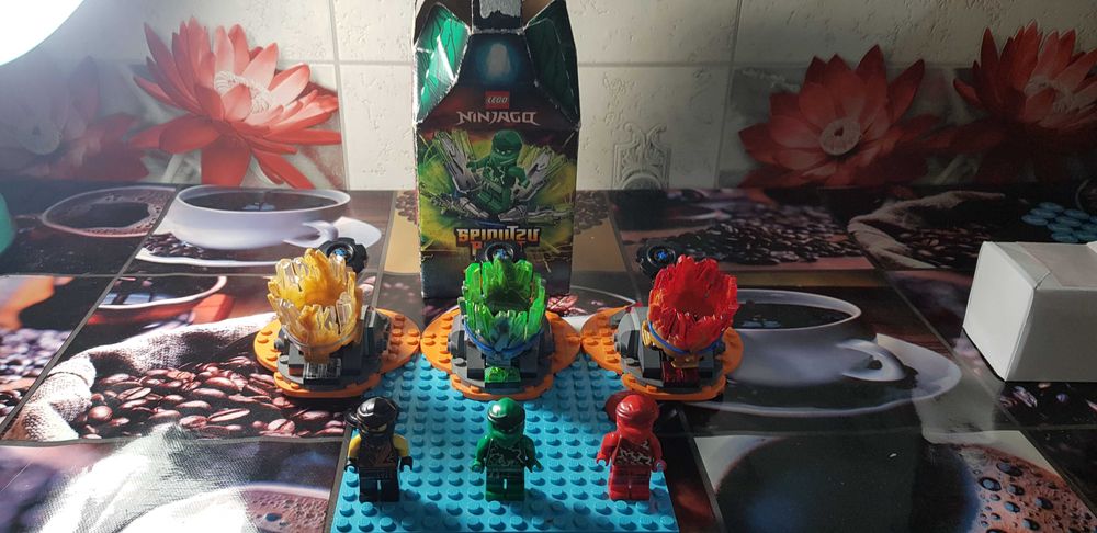 Продам наборы лего ниндзяго 70685,70686,70687.