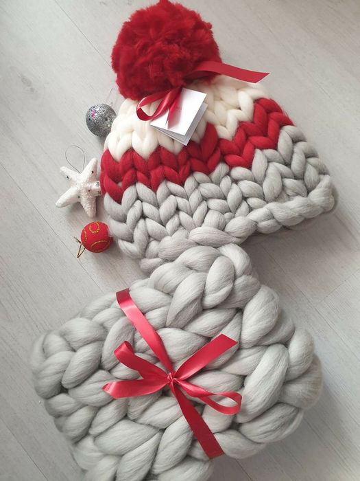 Шапка и шал от 100% мериносова вълна