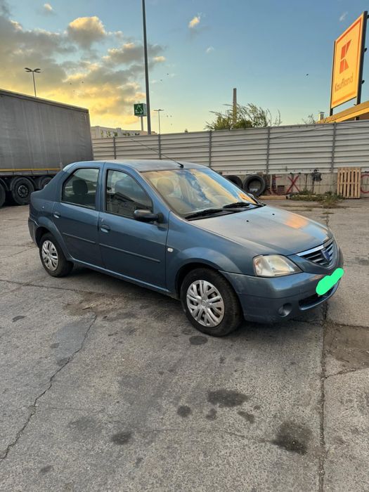 Dacia Logan.