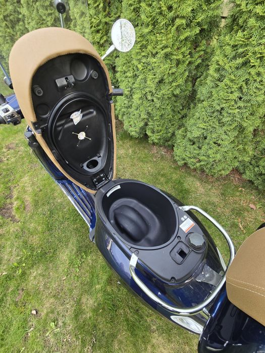 Vespa Primăvară 50