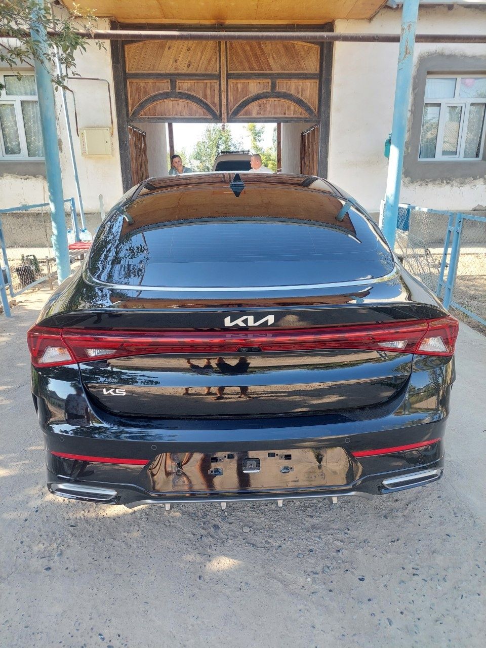 Kia K5 2023 metan gaz va benzin