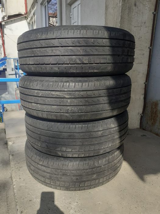 Vând cauciucuri de vara Pirelli scorpion