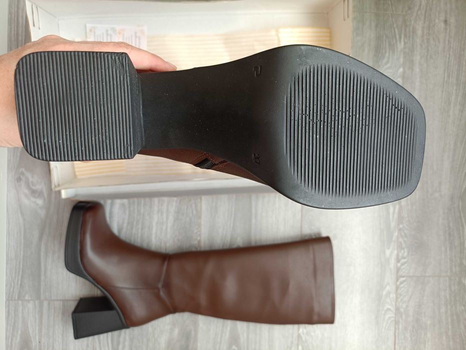 Cizme Noi cu etichetă comode