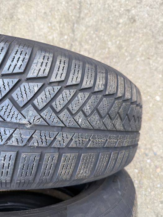 Anvelope de Iarna Continental 235/65R17 104H