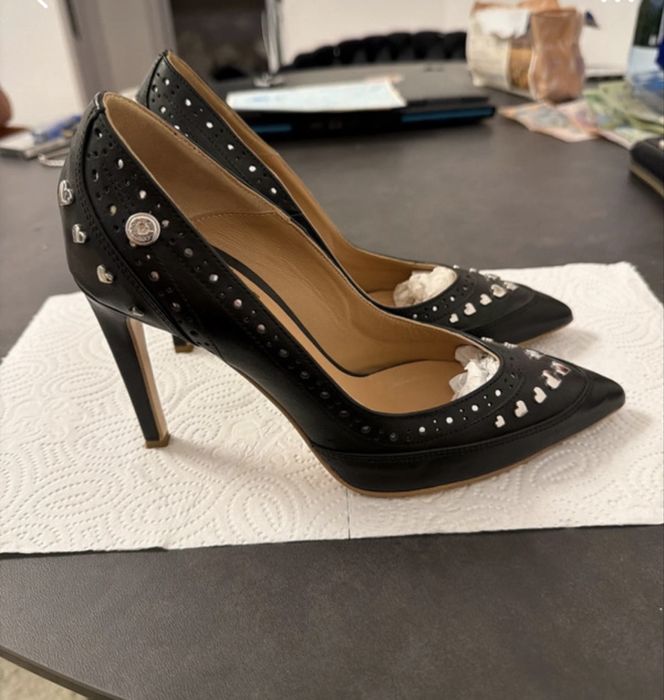 Vand pantofi moschino