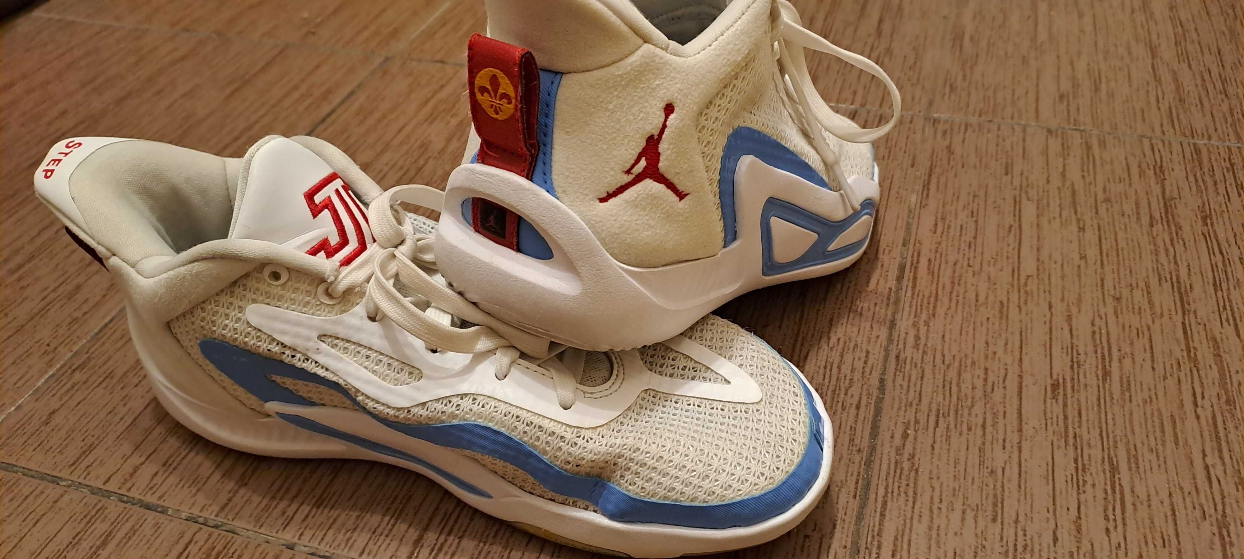 Маратонки Nike Jordan