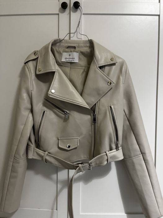 Кожено яке, бежово