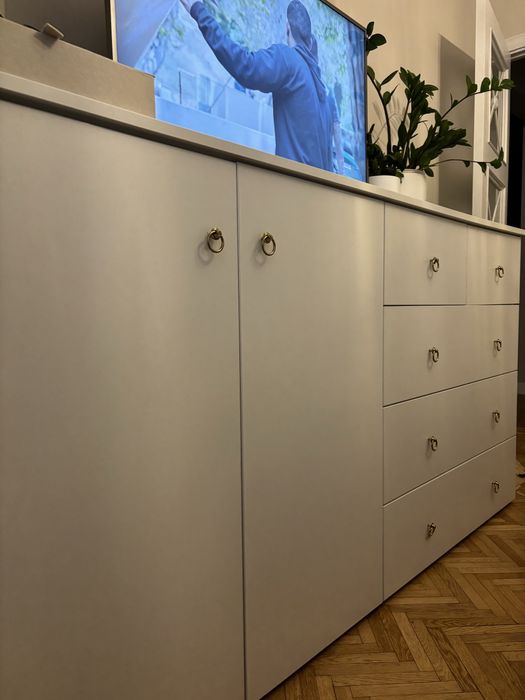 Vand comoda dormitor