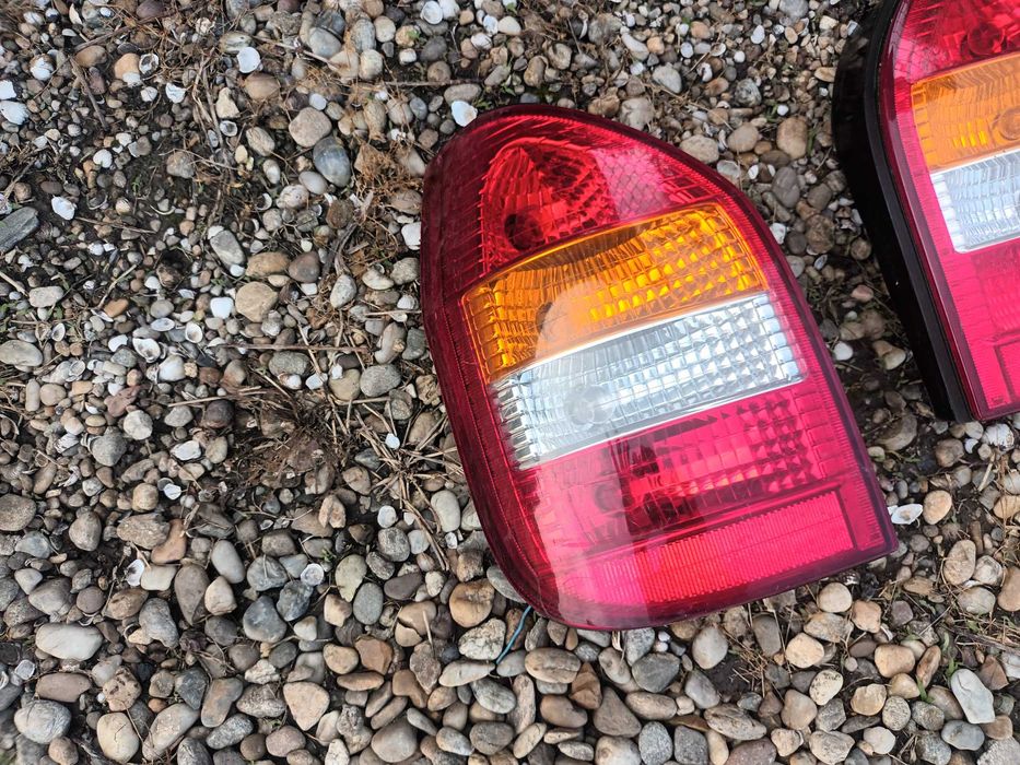 ляв и десен стоп за опел зафира А OPEL ZAFIRA A