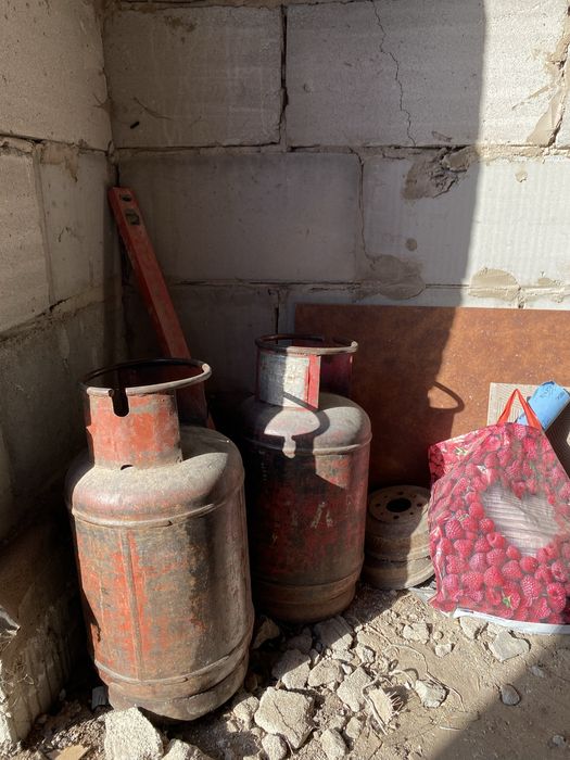 Продам Газ балоны