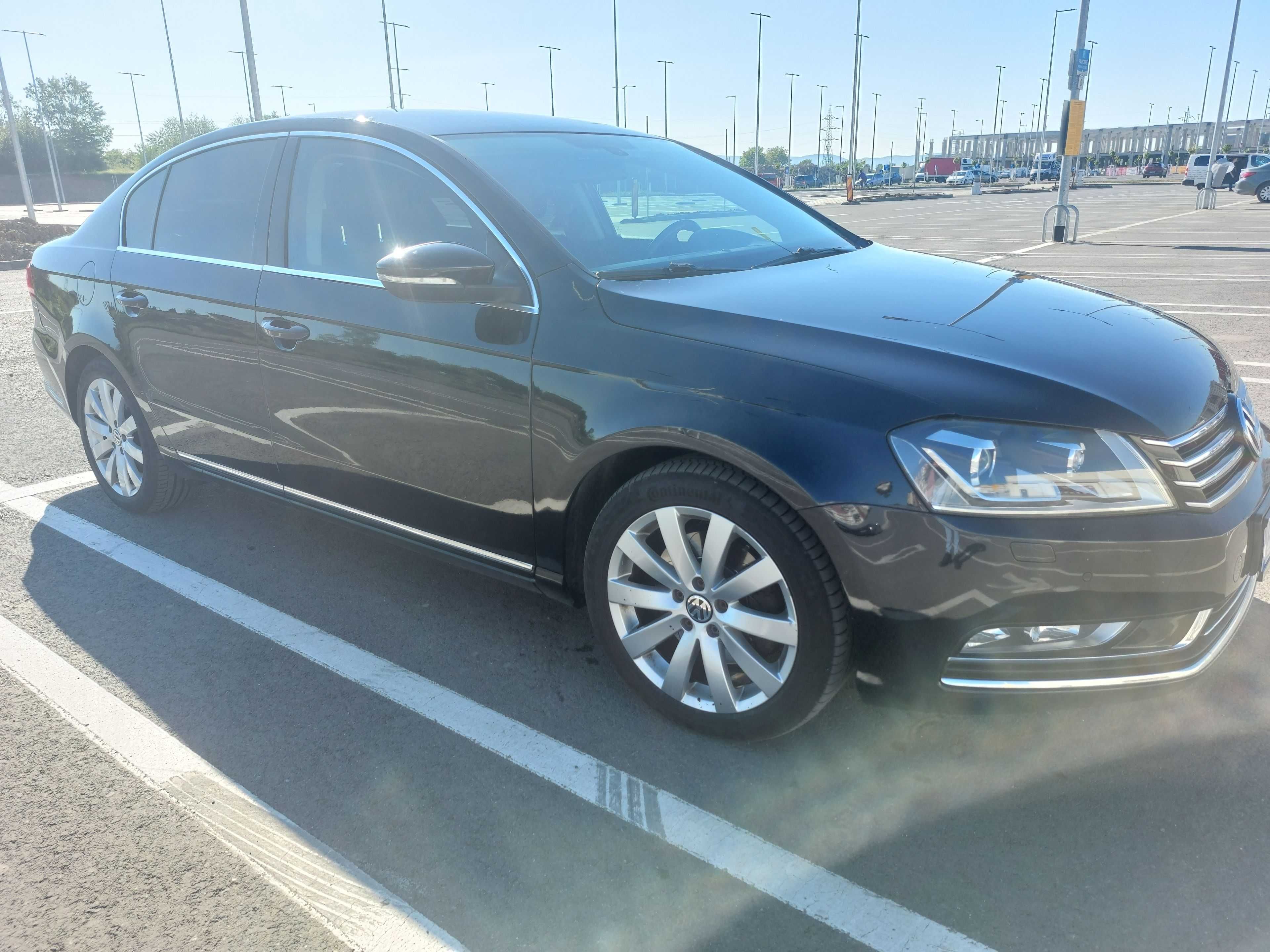 VW Passat B7, 2012, Highline, Bi-Xenon, Alcantara, Navigatie, Camera